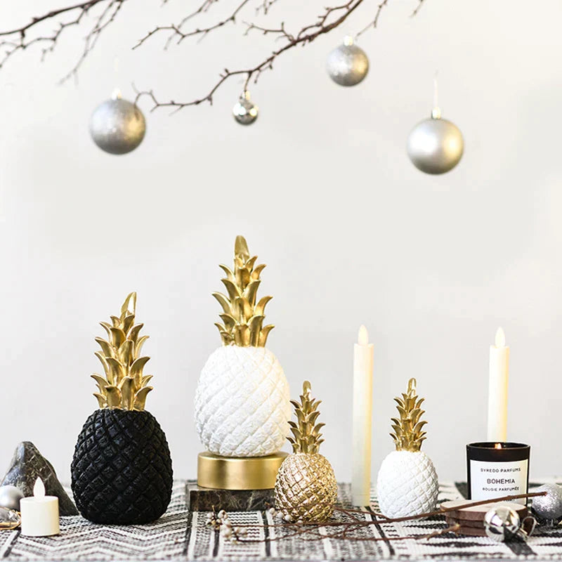 Style Resin Gold Pineapple Home Decor Cabinet Window Display Craft luxurious